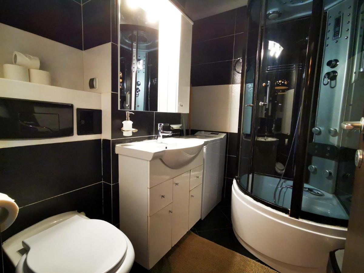 Studio G By Mrg Apartments Букурещ Екстериор снимка